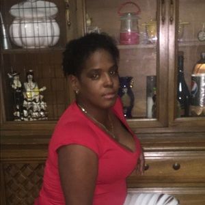 Meet your Posher, Mercedes